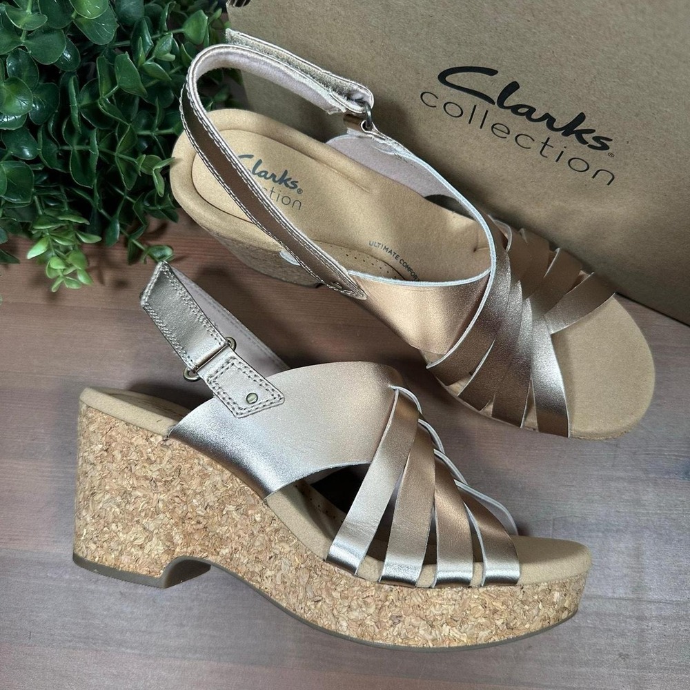Clarks Women's Giselle Glow Woven Leather Wedge Sandals Rose Gold Size 8.5 NWT